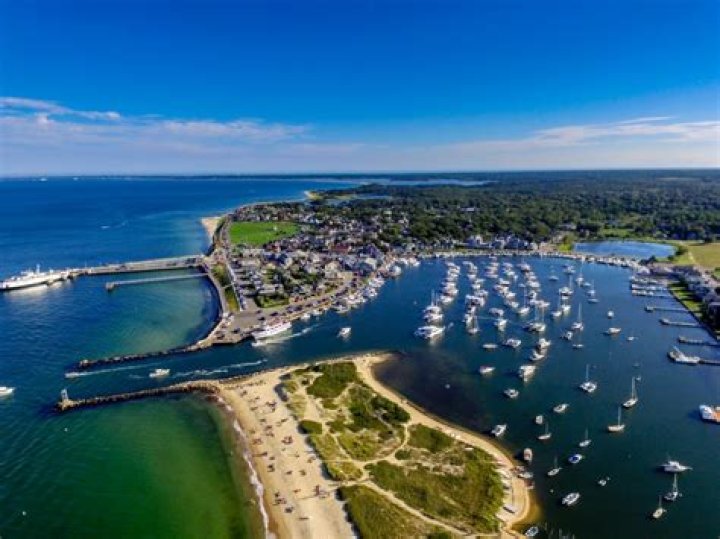 Best Martha's Vineyard Cruises | Celebrity Cruises United Kingdom