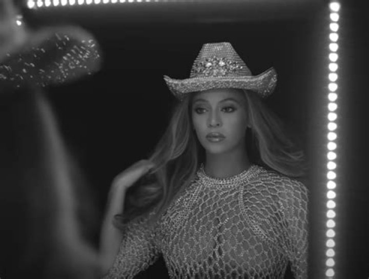 Beyonce’s New Album Shatters Records With Huge Weekend Sales