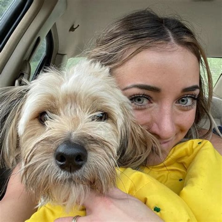 Brooklyn McKnight Pets - Celebrity Pets