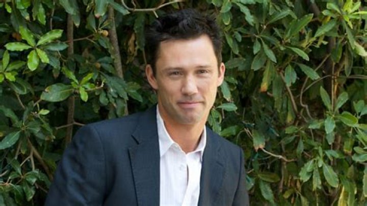 Burn Notice, Girls, and more underrated TV shows we'd love to see on Netflix in 2024