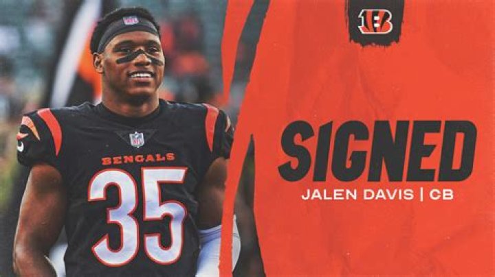 Cincinnati Bengals Re-Sign Cut Player for Health Insurance for his 4-year-old’s Cancer Treatments