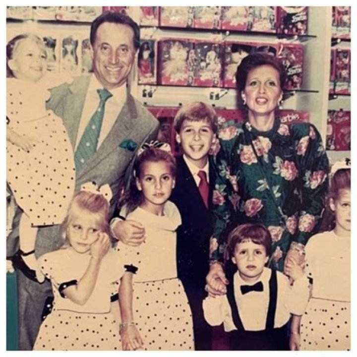 Danielle Steele – Family, Family Tree