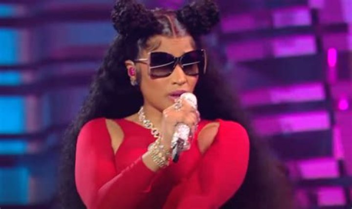 Did Nicki Minaj Shrink Her Backside