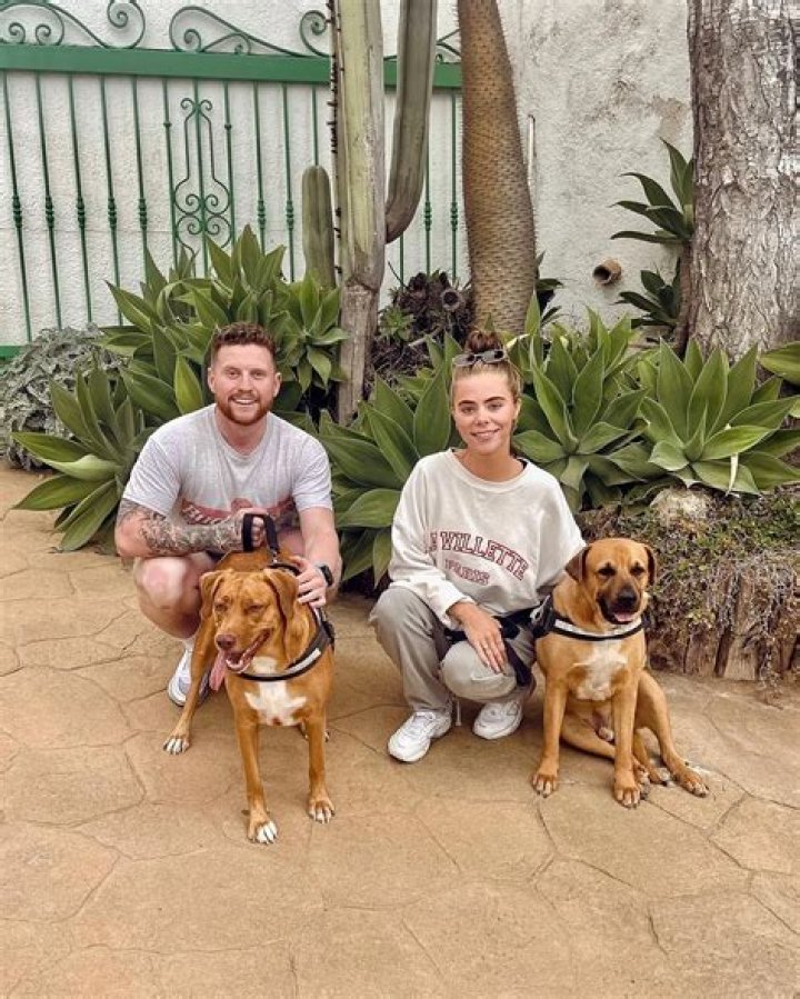 Ethan Payne (Behzinga) Pets - Celebrity Pets