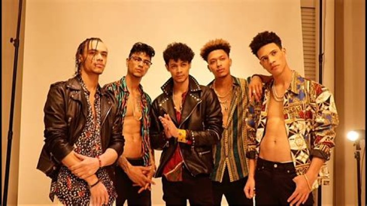 Exclusive! Meet the Men of B5