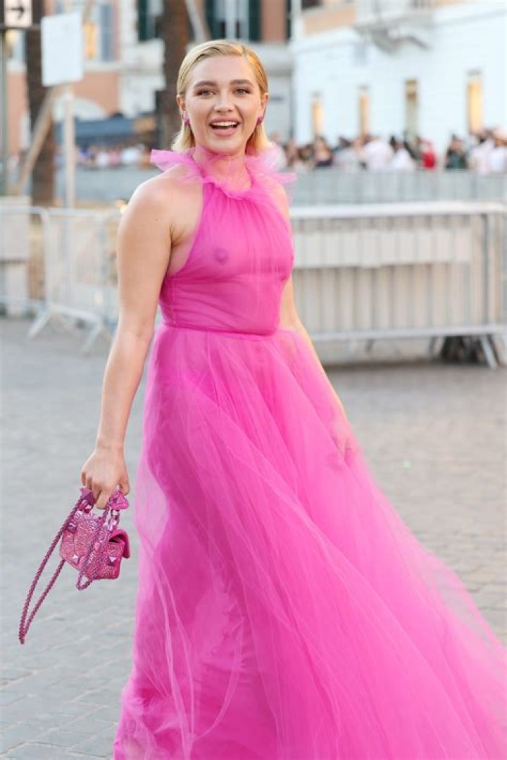 Florence Pugh's pink dress 'wound people up' but shock-factor 'excites' her