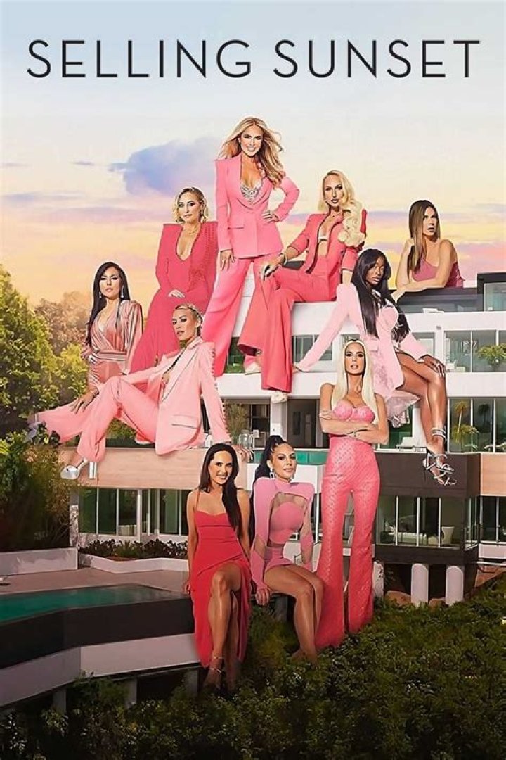 How much does the Selling Sunset star make?