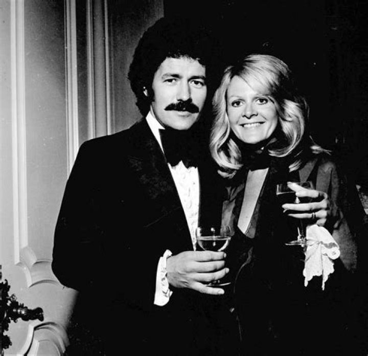 How old is Elaine Trebek Kares? Facts about Alex Trebek’s Ex-Wife.