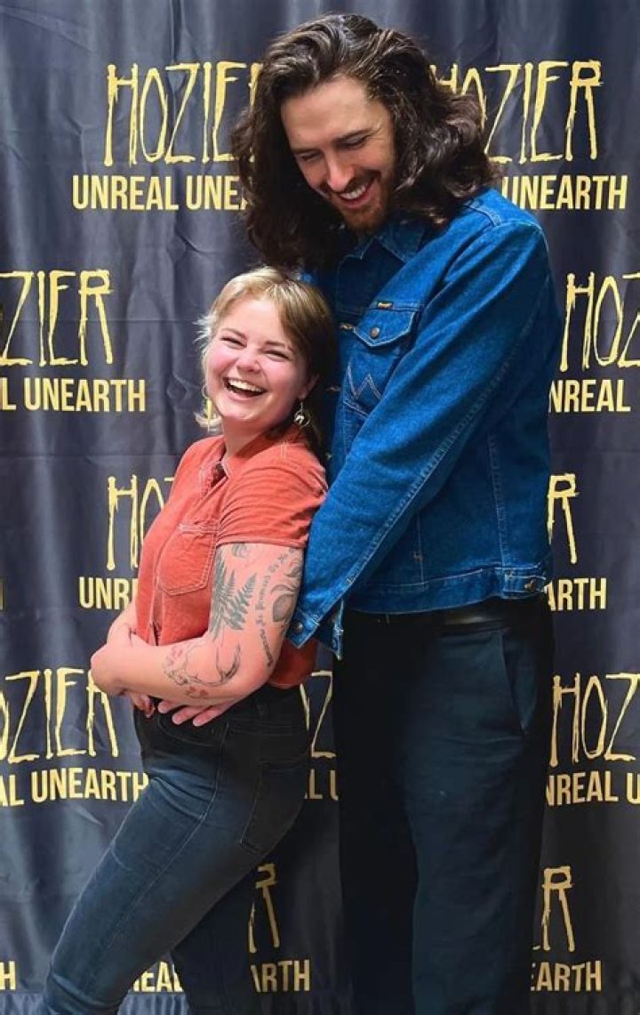 Hozier Height - CelebsHeight.org