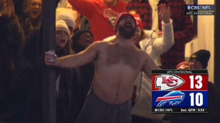 Jason Kelce finds a great way to 'pay it back' after shirtless celebration at Travis' game