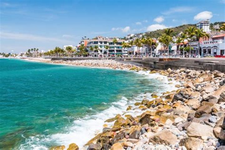 Puerto Vallarta Vs. Cabo: Which Should You Visit?