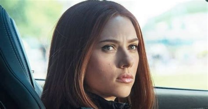 Scarlett Johansson Becomes Super-Powered Genius In New Thriller
