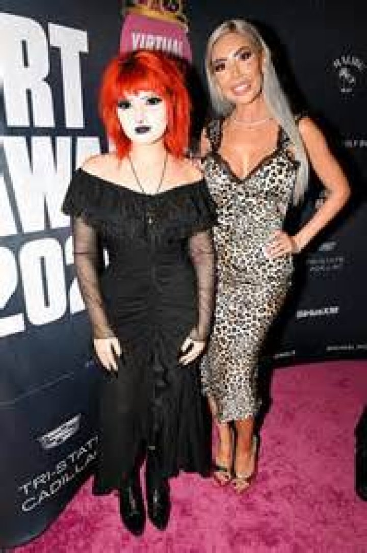 Sophia Abraham Speaks Out On How Farrah Treats Her