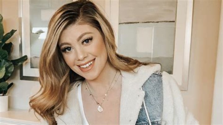 Vlogger Continuing YT After Divorce from Ex-Husband Joel Miller
