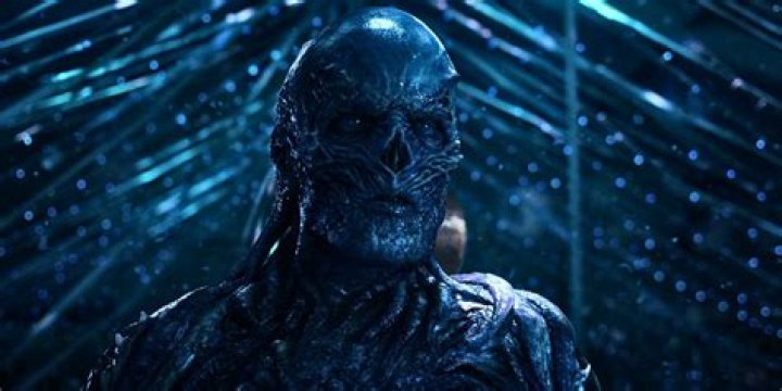 Who does the voice of Vecna in Stranger Things season 4?