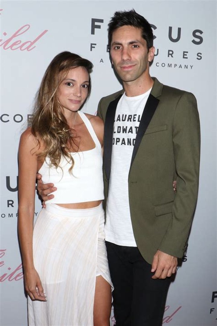 Who is Laura Perlongo? Wife of Nev Schulman: Her Wiki, Age, Wedding Details and Facts