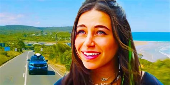 Who plays Wren in Surviving Summer? (Annabel Wolfe age, Instagram, and more)